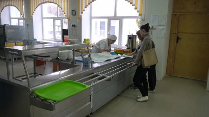 Бесплатное питание в школах, коммерциализация науки: как развивается образование в Казахстане