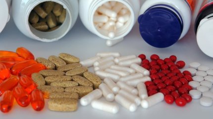 Жительницу Шымкента едва спасли после китайских таблеток и мазей