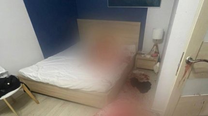 Парень перерезал горло возлюбленной и пытался убить себя