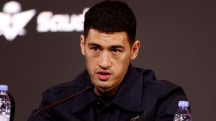 Дмитрий Бивол әлемнің үздік бес боксшысын атады