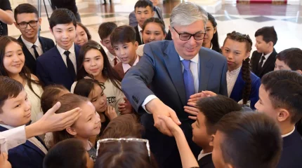 Президент балалардың хаттарына жауап берді