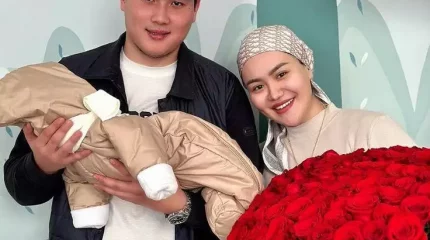 "Сүйінші, ағайын!" Әнші Төреғали Төреәлінің екінші қарындасы ана атанды