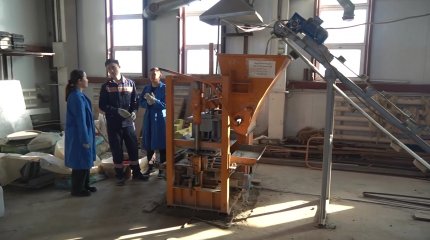 Оралдық ғалым көмірдің күлінен цемент жасап шығарды