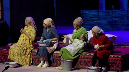 Астанада "Патша көңілім, не дейсің?!" спектаклінің премьерасы өтті