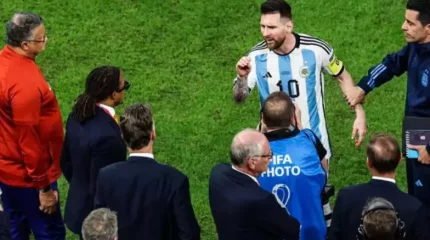 Қасақана жасады! Месси 2022 жылғы әлем чемпионатында Ван Галмен болған қақтығысы туралы айтты
