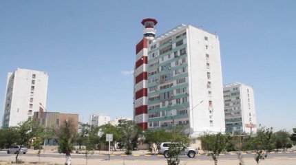 Актаусцев возмутили слухи о создании кафе в легендарном маяке