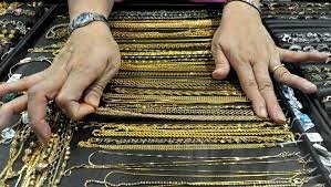 Елордада алтынды жалған бұйымға айырбастап ұрлық жасаған бойжеткен анықталды