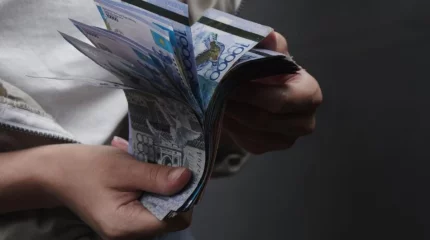 Қазақстанда ең көп жалақы алатын мамандықтар белгілі болды