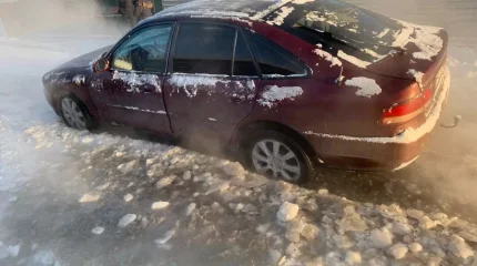 Көліктерге мұз қатып, аулалар суға батты: Щучинскте жарты қала суда тұр