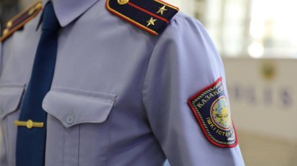 Елордалық полицейлер шетелдіктің жоғалған сөмкесін тауып берді