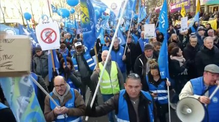 Забастовки рабочих проходят сразу в нескольких странах