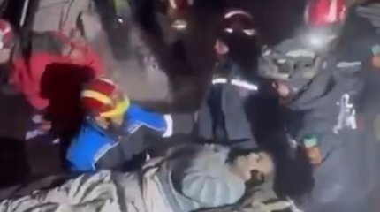 Еще трёх человек спасли казахстанские специалисты в Турции