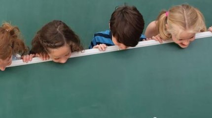 Четырехдневную учебную неделю тестируют для европейских школьников