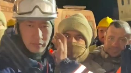 Казахстанский студент помогает спасать жизни после землетрясения в Турции