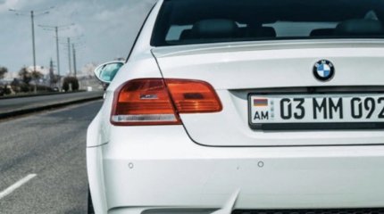 Праворульные иностранные машины разрешат легализовать в Казахстане