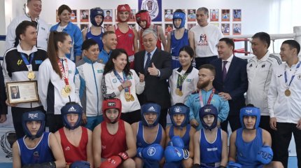 Биатлонист Бекентай Турлубеков получил благодарность от Президента