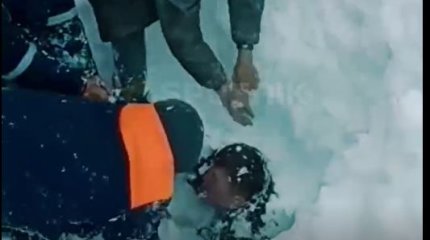 Лавина Кыргызстане сошла на общежитие для рабочих