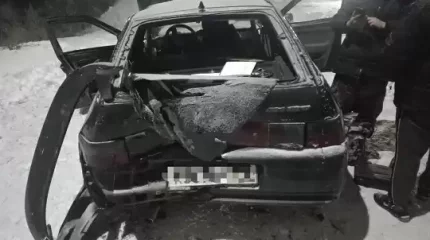 Оралда үш автокөлік соқтығысып, 3 адам зардап шекті