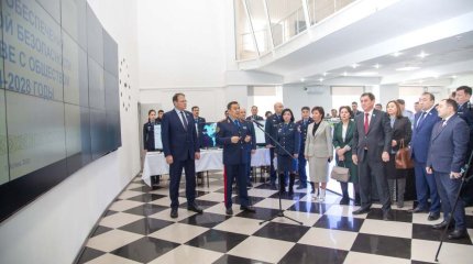 Сенат депутаттары полициядағы цифрландыру жұмыстарымен танысты