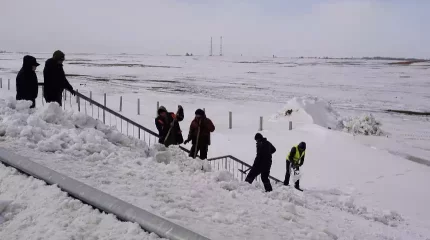 Су басу қаупі бар республикалық жолдарда тәулік бойы кезекшілік ұйымдастырылды