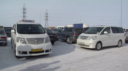 Астанада жүзден астам шетелдік автокөлік иесі наразылық білдірді