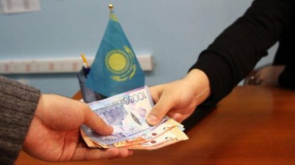 Ақтөбеде мектеп директоры 600 мың теңге пара алды деген күдікпен ұсталды