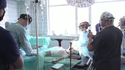 Қазақстанда алғаш рет “көбелек" балаларға операция жасалды