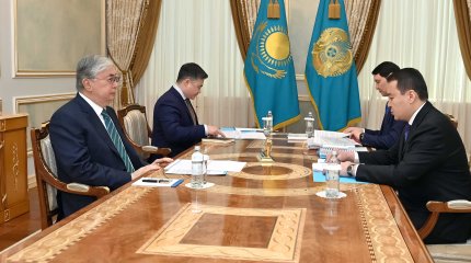 Глава государства принял Премьер-министра Алихана Смаилова