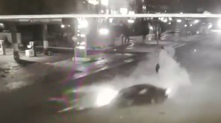 Жуткое ДТП попало на видео в Уральске