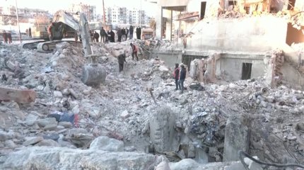 Еще двух казахстанцев не могут вытащить из-под завалов