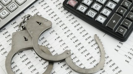 Спецодежду на 60 миллионов тенге украли в депо Экибастуза