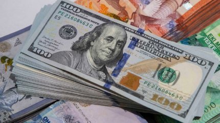 Ақша айырбастау орындарында доллар 441- 447 теңгеден сатылып жатыр