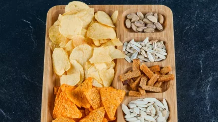 Таңертең көзіңіздің асты неге ісіп тұрады?