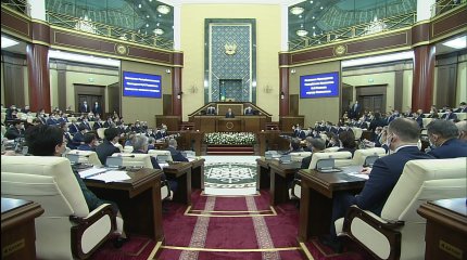 "К лучшему идёт, чувствуем", - астанчане о политических преобразованиях в стране