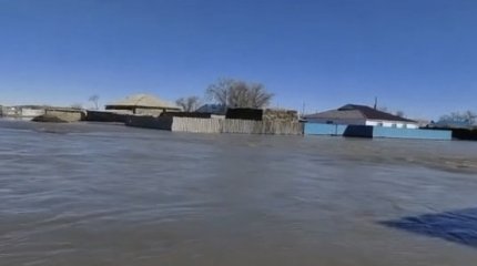 Жителей эвакуируют в Актюбинской области