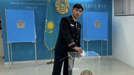 Парламентские выборы: казахстанцы голосуют за границей