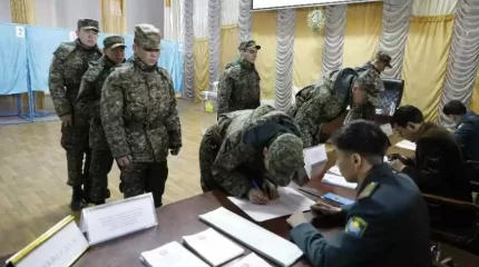 Алматыда Ұлттық ұланның сарбаздары Қазақстанда алғашқы болып дауыс берді