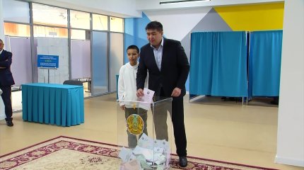 Елнур Бейсенбаев принял участие в голосовании на выборах