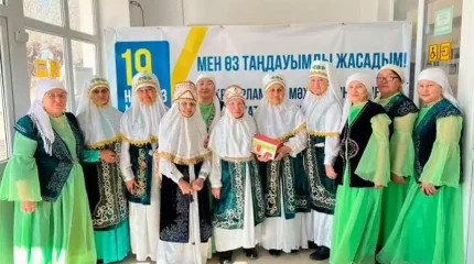 Қызылорда облысында 14 Батыр ана сайлау учаскесіне бірге келді