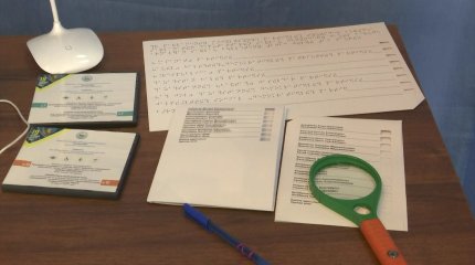 Зағип жандар Брайль жүйесімен дауыс береді