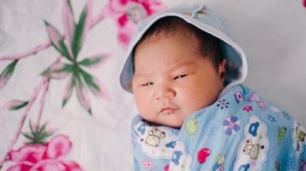 17 детей родилось в день выборов в ВКО