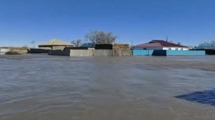 Из подтопленных актюбинских сёл бюллетени для подсчёта доставят на лодках