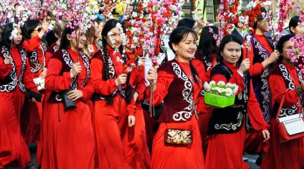 Глава государства поздравил казахстанцев с праздником Наурыз