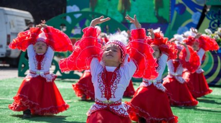 Талдықорғанда мыңға жуық ағаш отырғызылып, мың жарым литр наурыз-көже таратылды