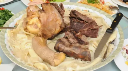 Астана тұрғыны ет жеп отырып, қайтыс болды