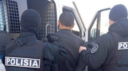 Желіде Ақтауда үш баласын өлтірді деген күдіктінің суреті тарады