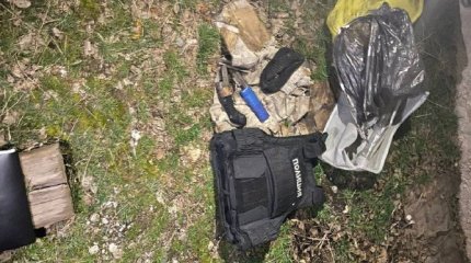 Тайник с оружием нашли на жд вокзале в Таразе