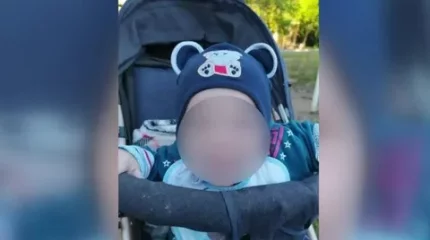 Теміртау қаласында айуандықпен өлтірілген 2 жасар баланы жерлеу рәсімін еріктілер ұйымдастырды