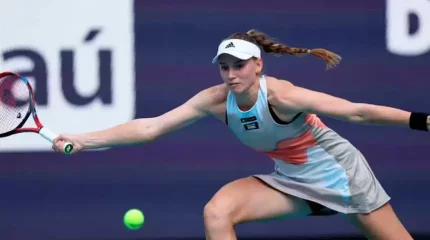 Елена Рыбакина қатарынан үш матчта 10-нан астам эйс жасаған бірінші теннисші атанды