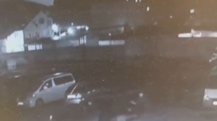 Жанар-жағармай бекетінің жанында тұрған көлікті ұрлап кеткен